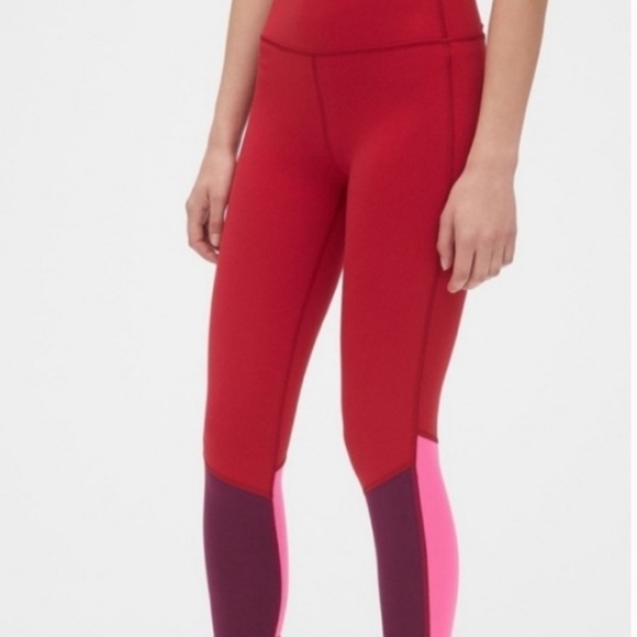 GAP Fit Blackout Technology Red/Pink Color Block 7/8 Leggings Athletic Pants - Picture 2 of 13